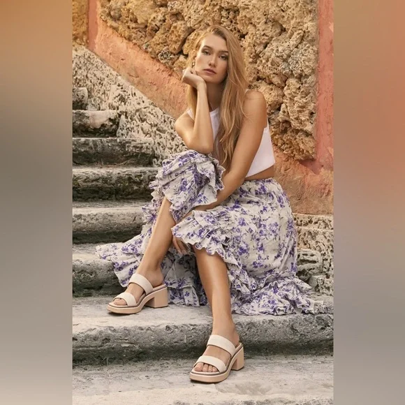 Andre Assous Layla Featherweights Slip On Strappy Platform Sandals In Creme NWOB - Picture 5 of 8